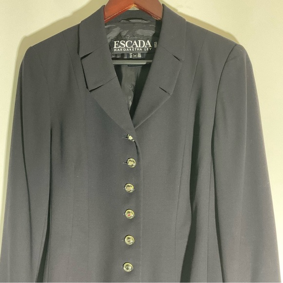 Escada Margaretha Ley 100% New Wool Dark Blue 7-Button Closure Cuffed Sleeve 36. - Picture 8 of 16